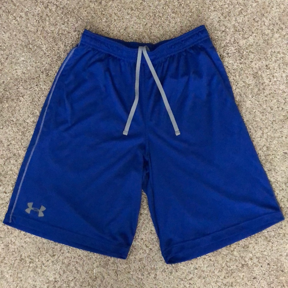 UNDER ARMOUR shorts